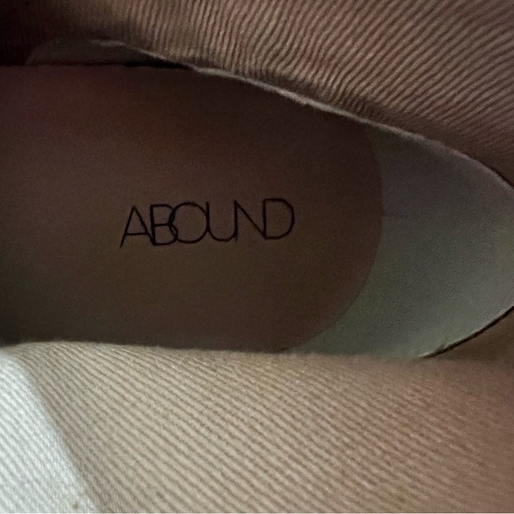 ABOUND Knee High Heeled Boots - Picture 3 of 5